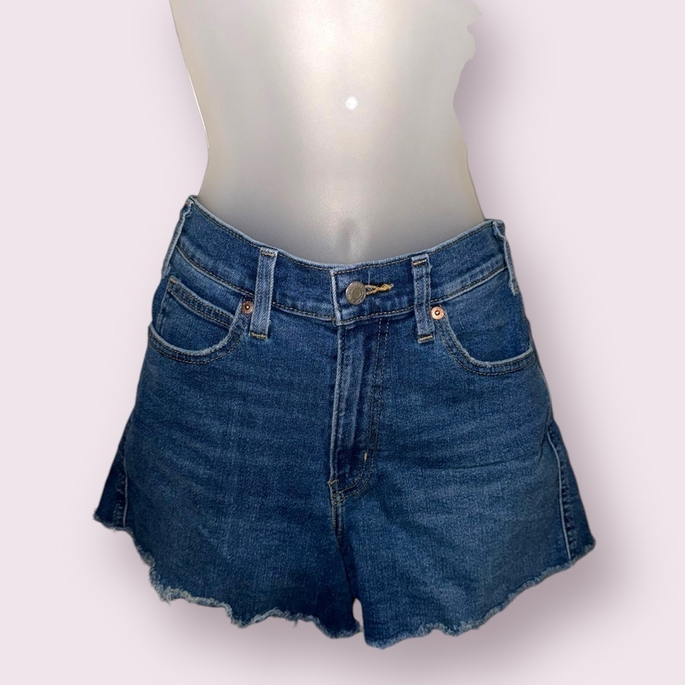 Levi Strauss Signature High Rise Denim Shorts Blue Wash Size 29